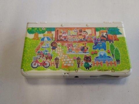 KONSOLA NEW NINTENDO 3DS ANIMAL CROSSING ED + 5 GIER + PUDEŁKO KONSOLA NEW NINTENDO 3DS ANIMAL CROSSING ED + 5 GIER + PUDEŁKO