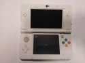 KONSOLA NEW NINTENDO 3DS BIAŁA + ŁADOWARKA