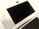 KONSOLA NEW NINTENDO 3DS BIAŁA + ŁADOWARKA