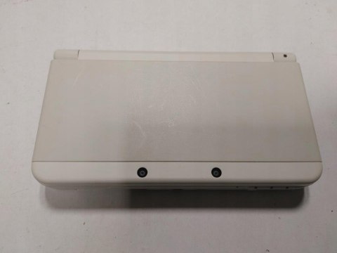 KONSOLA NEW NINTENDO 3DS BIAŁA + ŁADOWARKA KONSOLA NEW NINTENDO 3DS BIAŁA + ŁADOWARKA