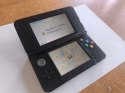 KONSOLA NEW NINTENDO 3DS CZARNA + KARTA PAMIĘCI + USB