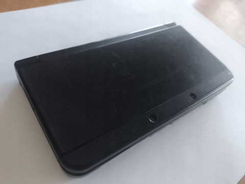 KONSOLA NEW NINTENDO 3DS CZARNA + KARTA PAMIĘCI + USB KONSOLA NEW NINTENDO 3DS CZARNA + KARTA PAMIĘCI + USB