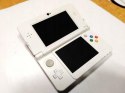 KONSOLA NEW NINTENDO 3DS + KARTA PAMIĘCI + COVER HELLO KITTY + RYSIK + USB