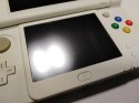 KONSOLA NEW NINTENDO 3DS + KARTA PAMIĘCI + COVER HELLO KITTY + RYSIK + USB