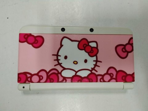 KONSOLA NEW NINTENDO 3DS + KARTA PAMIĘCI + COVER HELLO KITTY + RYSIK + USB KONSOLA NEW NINTENDO 3DS + KARTA PAMIĘCI + COVER HELLO KITTY + RYSIK + USB