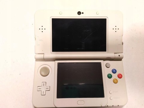 KONSOLA NEW NINTENDO 3DS + KARTA PAMIĘCI + PUDEŁKO + USB KONSOLA NEW NINTENDO 3DS + KARTA PAMIĘCI + PUDEŁKO + USB