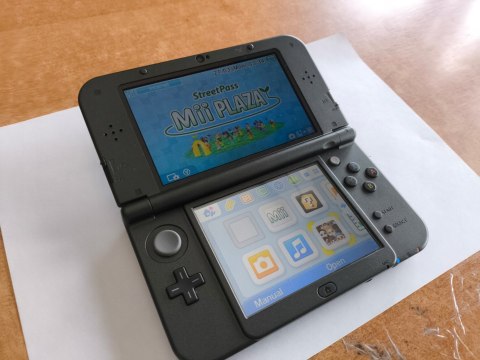 KONSOLA NEW NINTENDO 3DS XL CZARNA 2x IPS + ETUI + RYSIK + USB KONSOLA NEW NINTENDO 3DS XL CZARNA 2x IPS + ETUI + RYSIK + USB