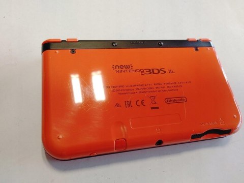 KONSOLA NEW NINTENDO 3DS XL POMARAŃCZOWO-CZARNA + RYSIK + ŁADOWARKA KONSOLA NEW NINTENDO 3DS XL POMARAŃCZOWO-CZARNA + RYSIK + ŁADOWARKA