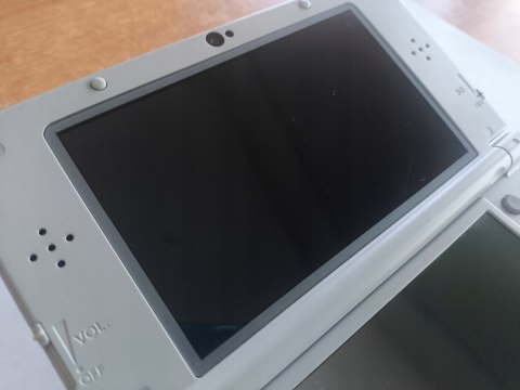 KONSOLA NEW NINTENDO 3DS XL SNES EDITION + USB + RYSIK + ETUI NES :) KONSOLA NEW NINTENDO 3DS XL SNES EDITION + USB + RYSIK + ETUI NES :)