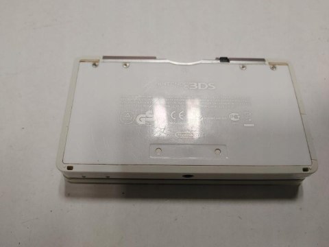 KONSOLA NINTENDO 3DS BIAŁA + ŁADOWARKA + RYSIK + KARTA PAMIĘCI + ETUI KONSOLA NINTENDO 3DS BIAŁA + ŁADOWARKA + RYSIK + KARTA PAMIĘCI + ETUI