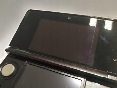 KONSOLA NINTENDO 3DS CZARNA +ŁADOWARKA + RYSIK + KARTA PAMIĘCI KONSOLA NINTENDO 3DS CZARNA +ŁADOWARKA + RYSIK + KARTA PAMIĘCI