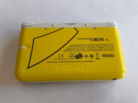 KONSOLA NINTENDO 3DS XL EDYCJA PIKACHU + RYSIK + KARTA PAMIĘCI + USB KONSOLA NINTENDO 3DS XL EDYCJA PIKACHU + RYSIK + KARTA PAMIĘCI + USB