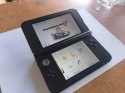 KONSOLA NINTENDO 3DS XL SREBRNO-CZARNA + RYSIK + ETUI MARIO + MARIO KART 7