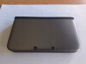 KONSOLA NINTENDO 3DS XL SREBRNO-CZARNA + RYSIK + ETUI MARIO + MARIO KART 7