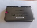 KONSOLA NINTENDO 3DS XL SREBRNO-CZARNA + RYSIK + ETUI MARIO + MARIO KART 7