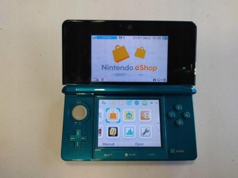 KONSOLA NINTENDO 3DS NIEBIESKA + ŁADOWARKA KONSOLA NINTENDO 3DS NIEBIESKA + ŁADOWARKA