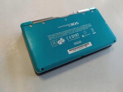 KONSOLA NINTENDO 3DS NIEBIESKA + ŁADOWARKA KONSOLA NINTENDO 3DS NIEBIESKA + ŁADOWARKA