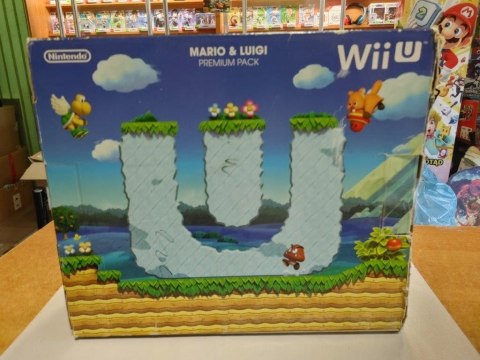 KONSOLA NINTENDO WII U 32GB + GAMEPAD + PUDEŁKO KONSOLA NINTENDO WII U 32GB + GAMEPAD + PUDEŁKO