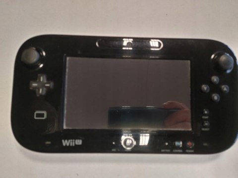 KONSOLA NINTENDO WII U 32GB + GAMEPAD + PUDEŁKO KONSOLA NINTENDO WII U 32GB + GAMEPAD + PUDEŁKO