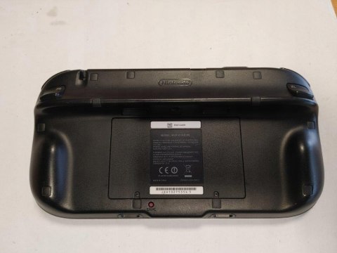 KONSOLA NINTENDO WII U 32GB + GAMEPAD + PUDEŁKO KONSOLA NINTENDO WII U 32GB + GAMEPAD + PUDEŁKO