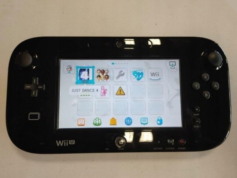 KONSOLA NINTENDO WII U 32GB + OKABLOWANIE +GAMEPAD + 2x REMOTE + 2x NUNCHUK KONSOLA NINTENDO WII U 32GB + OKABLOWANIE +GAMEPAD + 2x REMOTE + 2x NUNCHUK