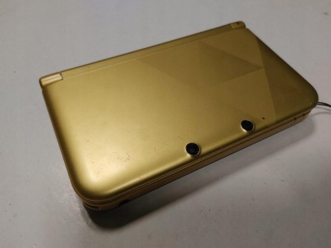 NINTENDO 3DS XL EDYCJA THE LEGEND OF ZELDA A LINK BETWEEN WORLDS NINTENDO 3DS XL EDYCJA THE LEGEND OF ZELDA A LINK BETWEEN WORLDS