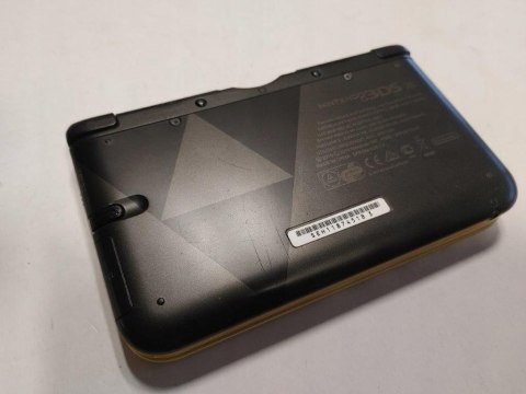 NINTENDO 3DS XL EDYCJA THE LEGEND OF ZELDA + GRA MAJORA'S MASK NINTENDO 3DS XL EDYCJA THE LEGEND OF ZELDA + GRA MAJORA'S MASK