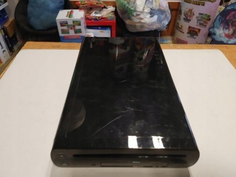 NINTENDO WII U 32GB + GAMEPAD + GRA MARIO MAKER + AMIIBO MARIO - LIMITED ED NINTENDO WII U 32GB + GAMEPAD + GRA MARIO MAKER + AMIIBO MARIO - LIMITED ED