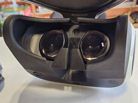 GOGLE SONY PLAYSTATION VR V2 PS4 + KAMERA V2 + 2x KONTROLER MOVE + GRA GOGLE SONY PLAYSTATION VR V2 PS4 + KAMERA V2 + 2x KONTROLER MOVE + GRA