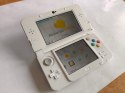 KONSOLA NEW NINTENDO 3DS BIAŁA + USB + RYSIK + COVER PLATE SPLATOON + ETUI