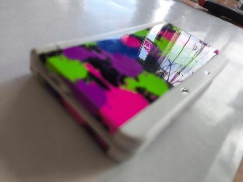 KONSOLA NEW NINTENDO 3DS BIAŁA + USB + RYSIK + COVER PLATE SPLATOON + ETUI KONSOLA NEW NINTENDO 3DS BIAŁA + USB + RYSIK + COVER PLATE SPLATOON + ETUI