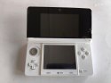 KONSOLA NINTENDO 3DS BIAŁA + USB + RYSIK + KARTA PAMIĘCI + 3 GRY