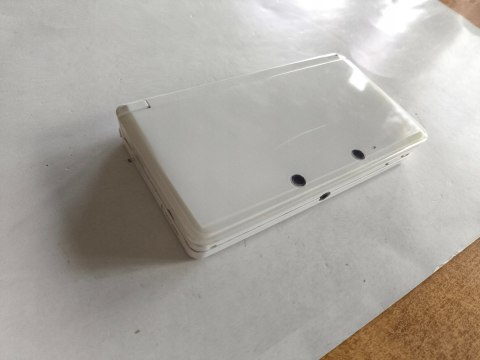 KONSOLA NINTENDO 3DS BIAŁA + USB + RYSIK + KARTA PAMIĘCI + 3 GRY KONSOLA NINTENDO 3DS BIAŁA + USB + RYSIK + KARTA PAMIĘCI + 3 GRY