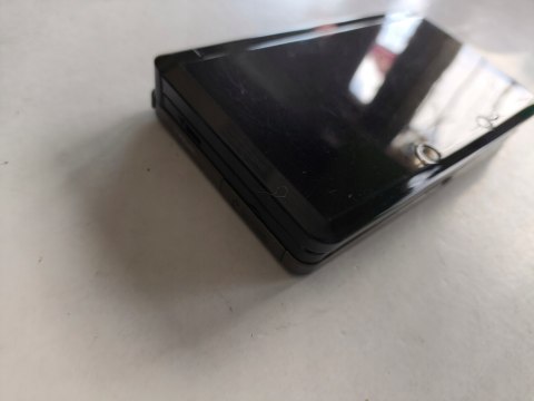 KONSOLA NINTENDO 3DS CZARNA + KARTA PAMIĘCI + USB + RYSIK + 3 GRY ! KONSOLA NINTENDO 3DS CZARNA + KARTA PAMIĘCI + USB + RYSIK + 3 GRY !