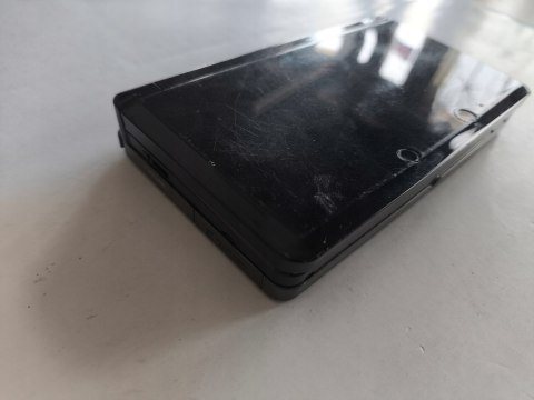 KONSOLA NINTENDO 3DS CZARNA + KARTA PAMIĘCI + USB KONSOLA NINTENDO 3DS CZARNA + KARTA PAMIĘCI + USB
