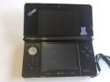 KONSOLA NINTENDO 3DS CZARNA + ŁADOWARKA + RYSIK + DOCK + PUDEŁKO