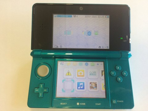 KONSOLA NINTENDO 3DS NIEBIESKA + USB + KARTA PAMIĘCI + ETUI + PUDEŁKO KONSOLA NINTENDO 3DS NIEBIESKA + USB + KARTA PAMIĘCI + ETUI + PUDEŁKO