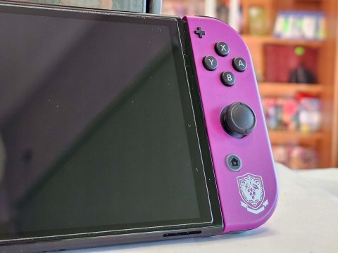ZADBANA KONSOLA NINTENDO SWITCH OLED POKEMON SCARLET & VIOLET EDITION ZADBANA KONSOLA NINTENDO SWITCH OLED POKEMON SCARLET & VIOLET EDITION