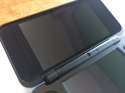 KONSOLA NEW NINTENDO 2DS XL NIEBIESKO-CZARNA + ŁADOWARKA + RYSIK + ETUI