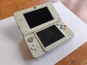 KONSOLA NEW NINTENDO 3DS BIAŁA + USB + RYSIK + COVER PLATE MARIO