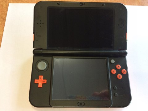 KONSOLA NEW NINTENDO 3DS XL POMARAŃCZOWO-CZARNA + RYSIK + USB + ETUI KONSOLA NEW NINTENDO 3DS XL POMARAŃCZOWO-CZARNA + RYSIK + USB + ETUI