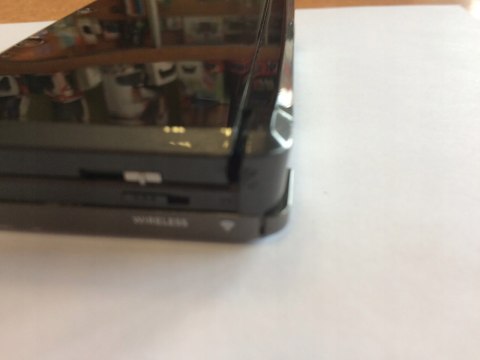 KONSOLA NINTENDO 3DS CZARNA + ŁADOWARKA + RYSIK + KARTA PAMIĘCI KONSOLA NINTENDO 3DS CZARNA + ŁADOWARKA + RYSIK + KARTA PAMIĘCI