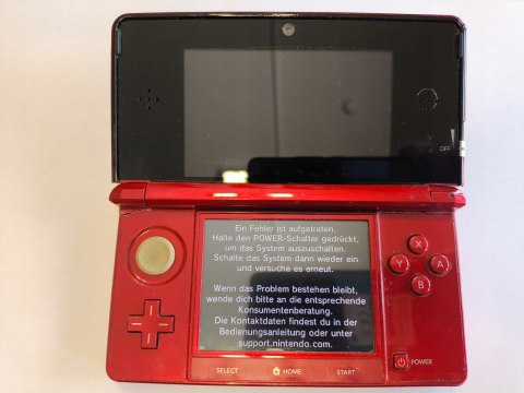 KONSOLA NINTENDO 3DS CZERWONA - USZKODZONA KONSOLA NINTENDO 3DS CZERWONA - USZKODZONA