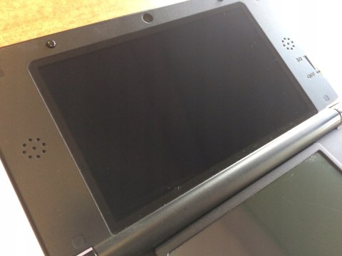 KONSOLA NINTENDO 3DS XL CZERWONA + GRA METAL GEAR SOLID 3 3D KONSOLA NINTENDO 3DS XL CZERWONA + GRA METAL GEAR SOLID 3 3D