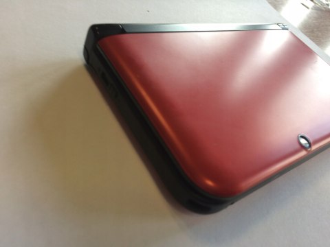 KONSOLA NINTENDO 3DS XL CZERWONA + GRA METAL GEAR SOLID 3 3D KONSOLA NINTENDO 3DS XL CZERWONA + GRA METAL GEAR SOLID 3 3D