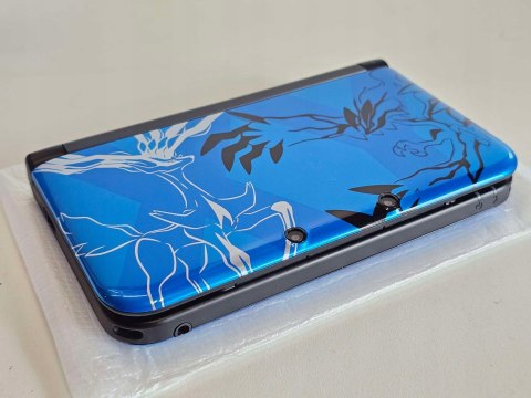 KONSOLA NINTENDO 3DS XL LIMITOWANA EDYCJA POKEMON XERNAR YVELTAL BLUE KONSOLA NINTENDO 3DS XL LIMITOWANA EDYCJA POKEMON XERNAR YVELTAL BLUE