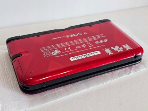 KONSOLA NINTENDO 3DS XL LIMITOWANA EDYCJA POKEMON XERNAS YVELTAL RED KONSOLA NINTENDO 3DS XL LIMITOWANA EDYCJA POKEMON XERNAS YVELTAL RED
