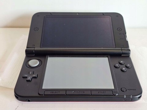 KONSOLA NINTENDO 3DS XL LIMITOWANA EDYCJA POKEMON XERNAS YVELTAL RED KONSOLA NINTENDO 3DS XL LIMITOWANA EDYCJA POKEMON XERNAS YVELTAL RED