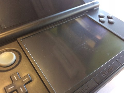 KONSOLA NINTENDO 3DS XL SREBRNO-CZARNA + RYSIK + USB KONSOLA NINTENDO 3DS XL SREBRNO-CZARNA + RYSIK + USB
