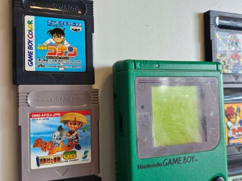 KONSOLA NINTENDO GAME BOY + ZESTAW GIER PO JAPOŃSKU KONSOLA NINTENDO GAME BOY + ZESTAW GIER PO JAPOŃSKU